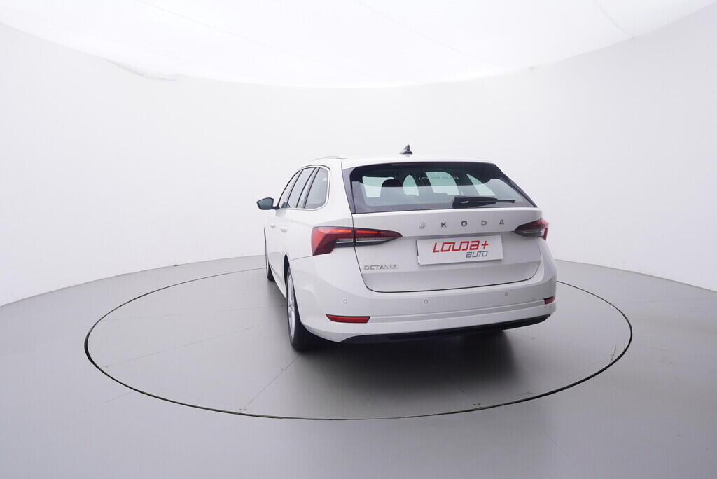 OV190V09688_13.webp_OCTAVIA Style 1.0 TSI 81 kW manuál, DPH