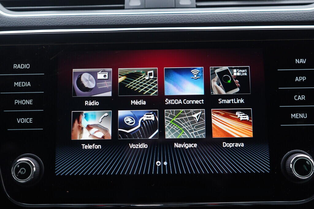 OV190V09690_30.webp_SUPERB SportLine 2.0 TDI 140 kW automat