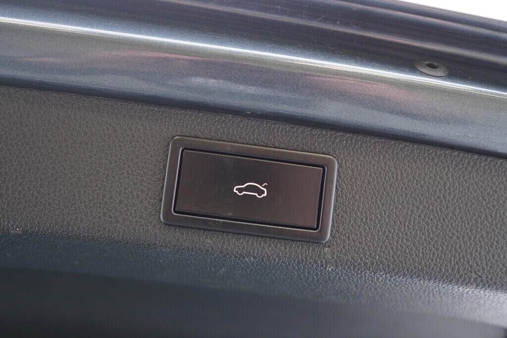 OV190V09690_40.webp_SUPERB SportLine 2.0 TDI 140 kW automat