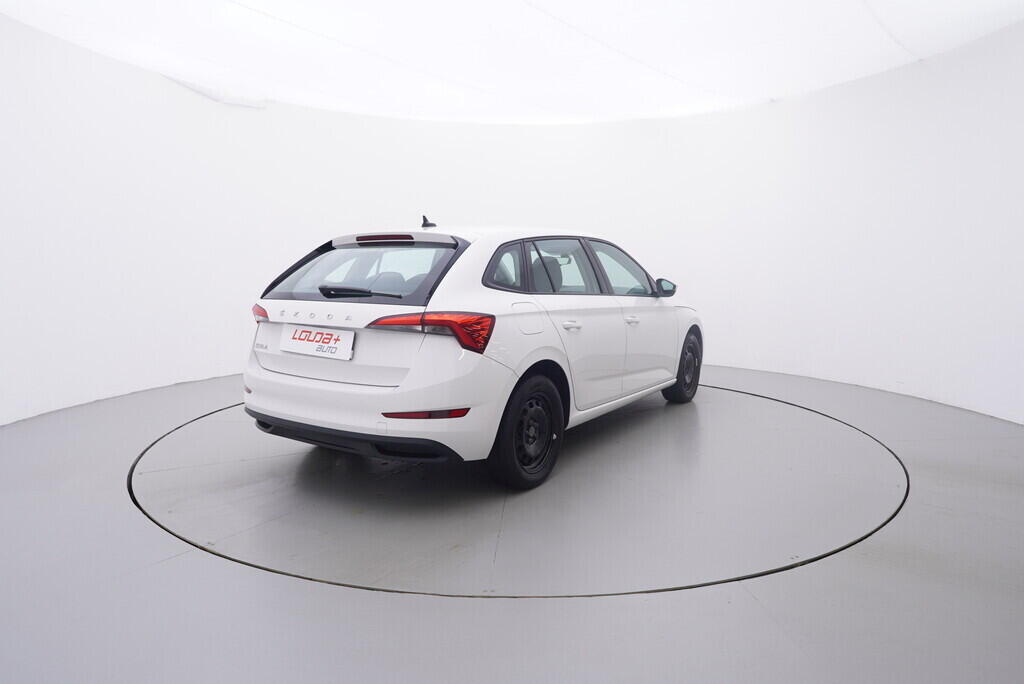 OV190V09691_14.webp_SCALA Ambition 1.0 TSI 81 kW manuál, DPH