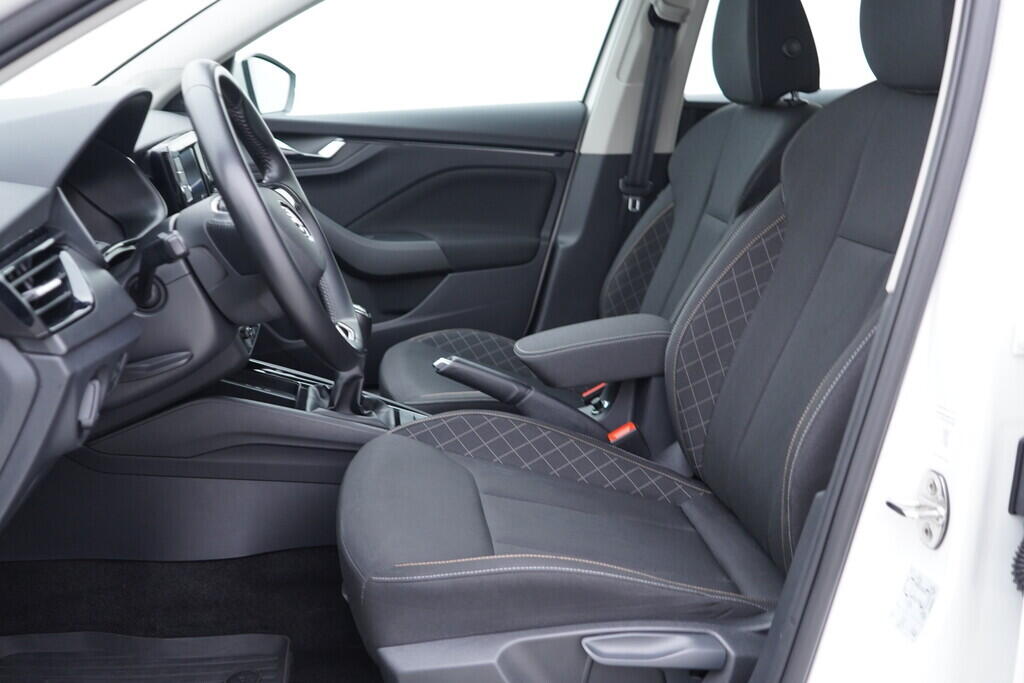 OV190V09691_22.webp_SCALA Ambition 1.0 TSI 81 kW manuál, DPH