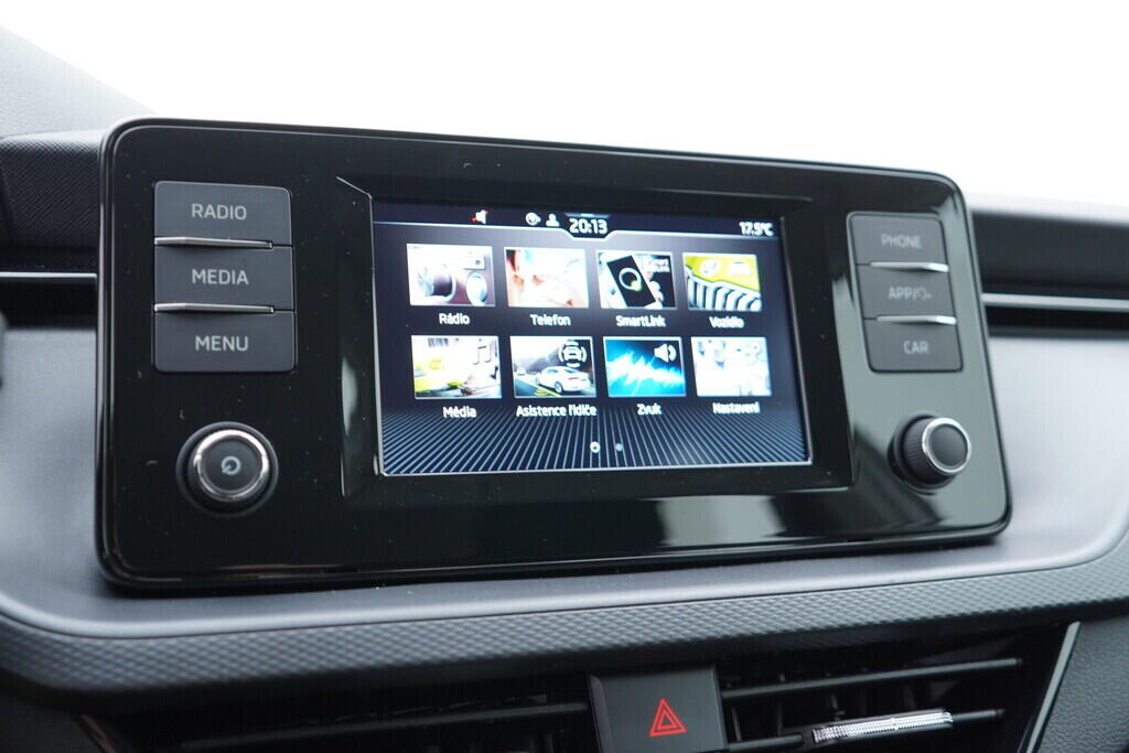 OV190V09691_27.webp_SCALA Ambition 1.0 TSI 81 kW manuál, DPH