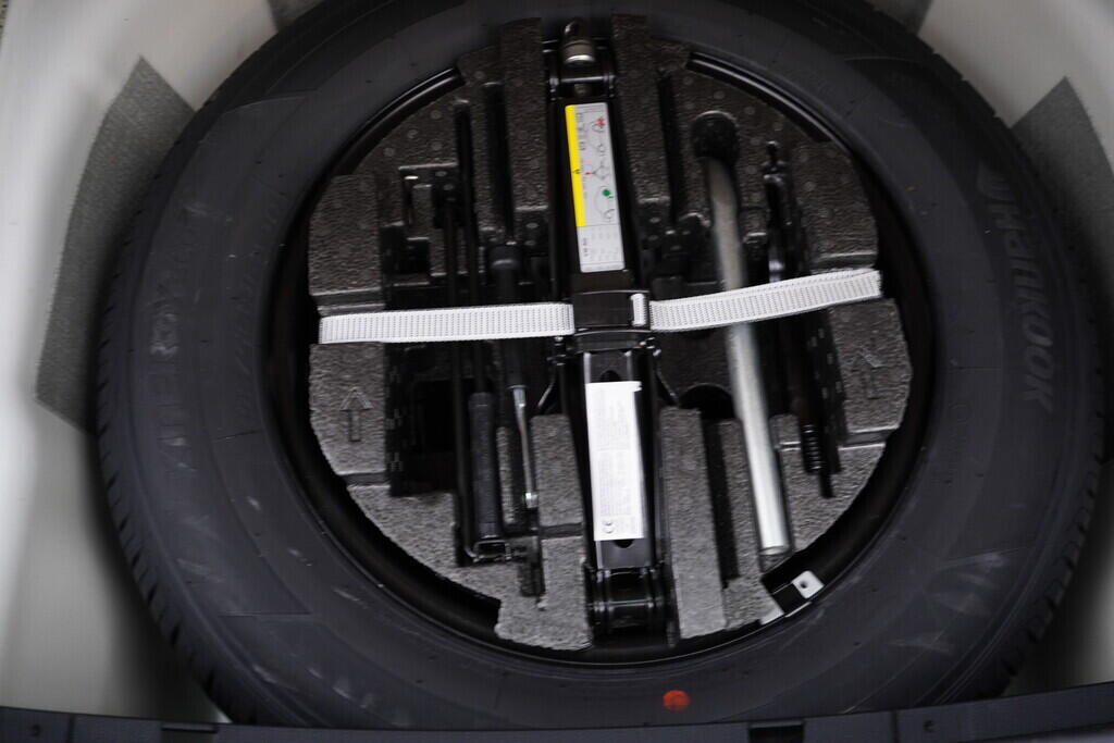 OV190V09691_37.webp_SCALA Ambition 1.0 TSI 81 kW manuál, DPH