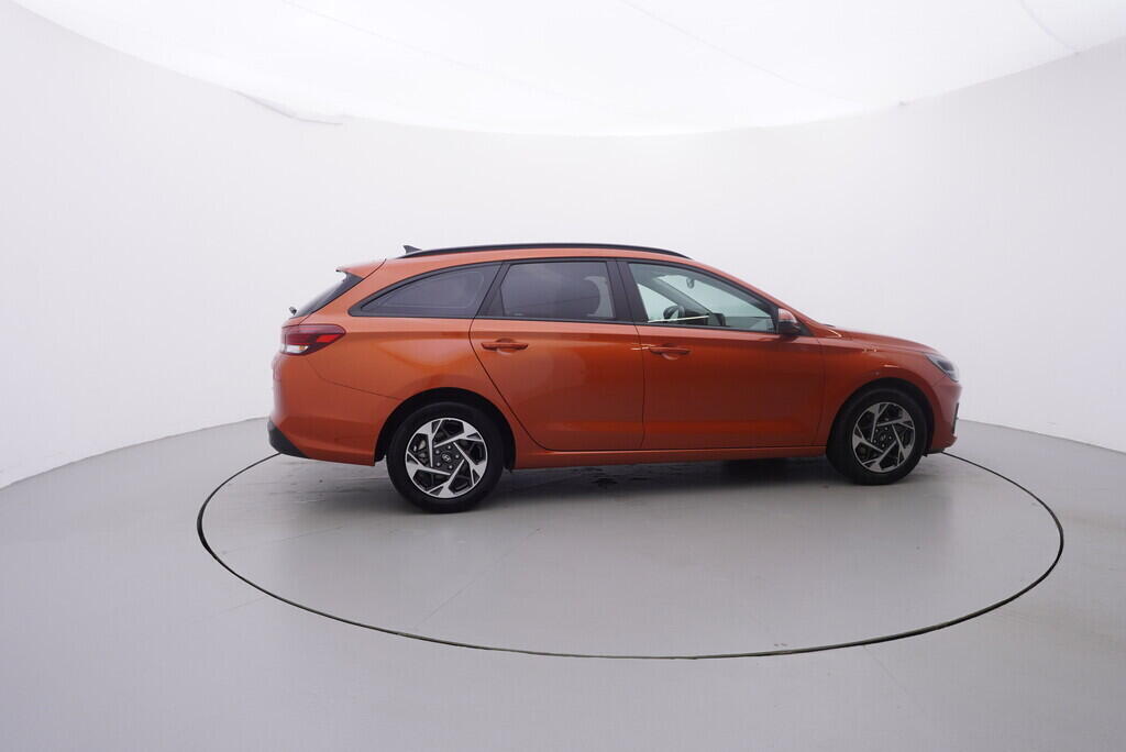 OV190V09692_15.webp_I30  1.0 T-GDi 74 kW manuál, DPH