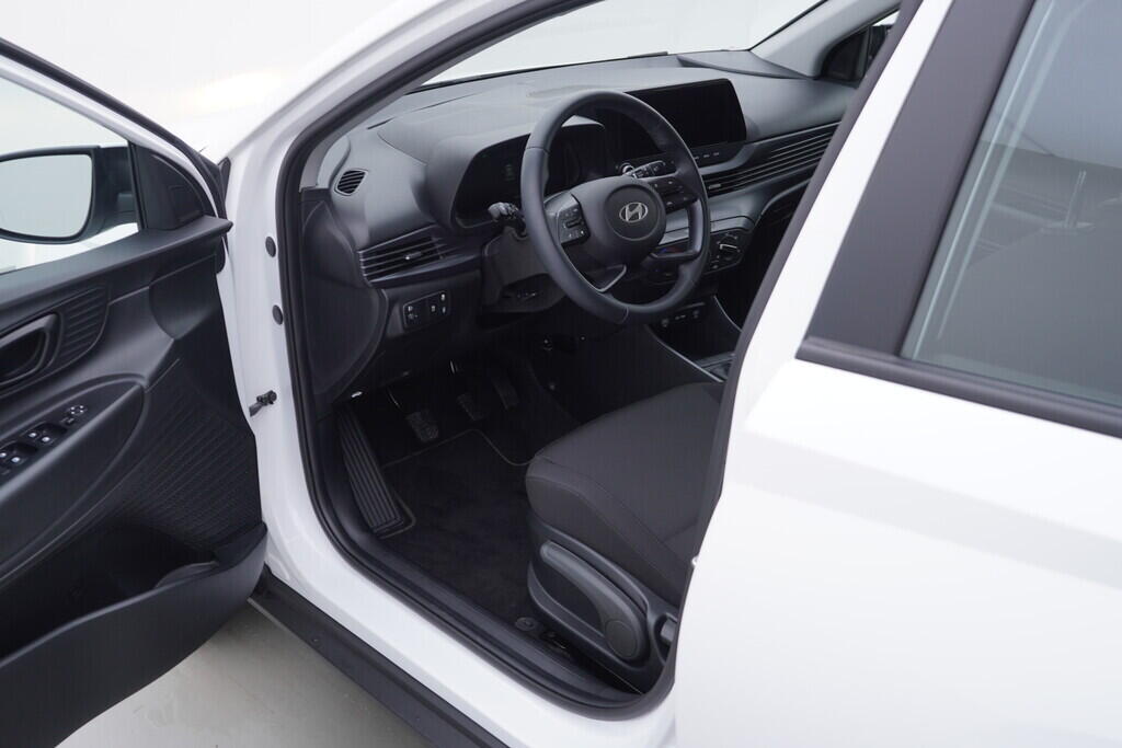 OV190V09693_18.webp_BAYON Comfort Club 1.2  58 kW manuál, DPH