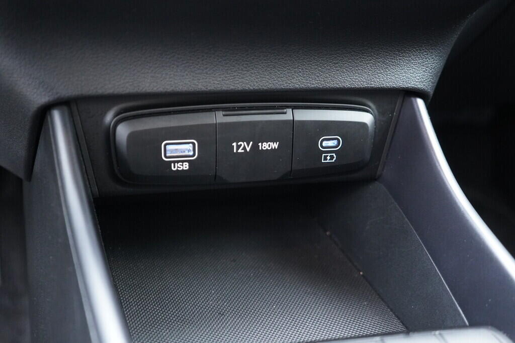 OV190V09693_33.webp_BAYON Comfort Club 1.2  58 kW manuál, DPH