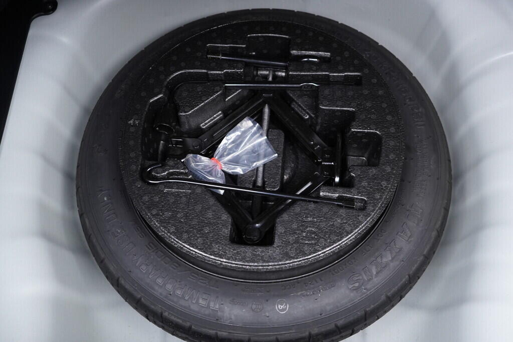 OV190V09693_38.webp_BAYON Comfort Club 1.2  58 kW manuál, DPH