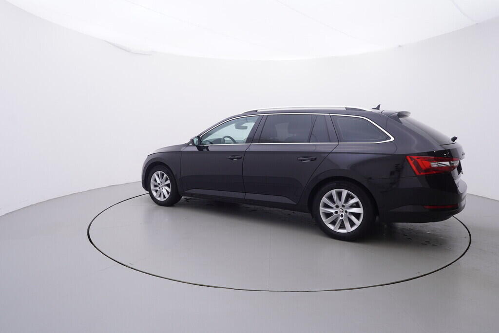 OV190V09695_12.webp_SUPERB Style 2.0 TDI 110 kW automat