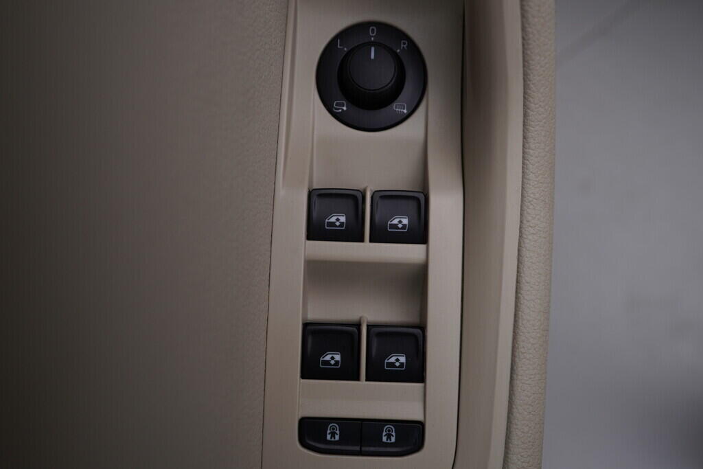 OV190V09695_20.webp_SUPERB Style 2.0 TDI 110 kW automat