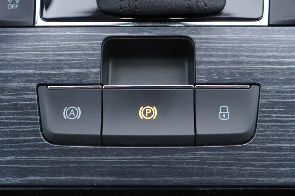 OV190V09695_35.webp_SUPERB Style 2.0 TDI 110 kW automat