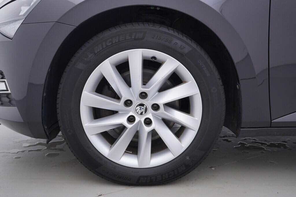 OV190V09695_41.webp_SUPERB Style 2.0 TDI 110 kW automat