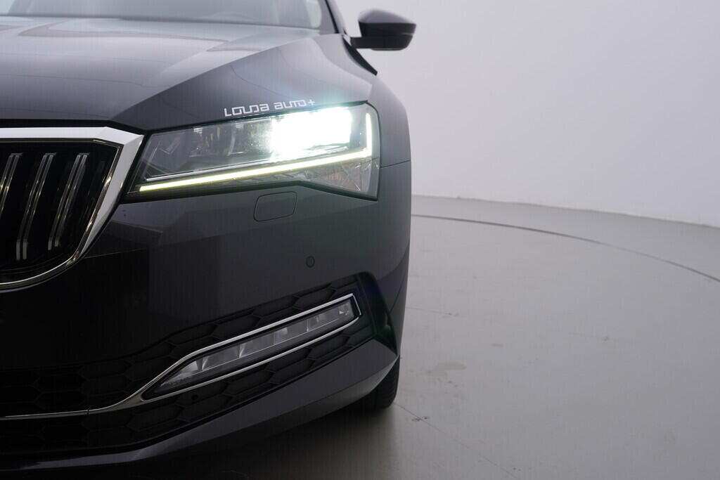 OV190V09695_44.webp_SUPERB Style 2.0 TDI 110 kW automat