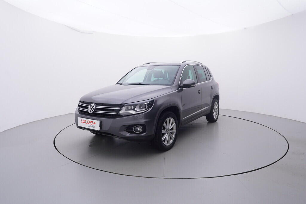 OV190V09696_10.webp_TIGUAN Highline 2.0 TDI 130 kW automat