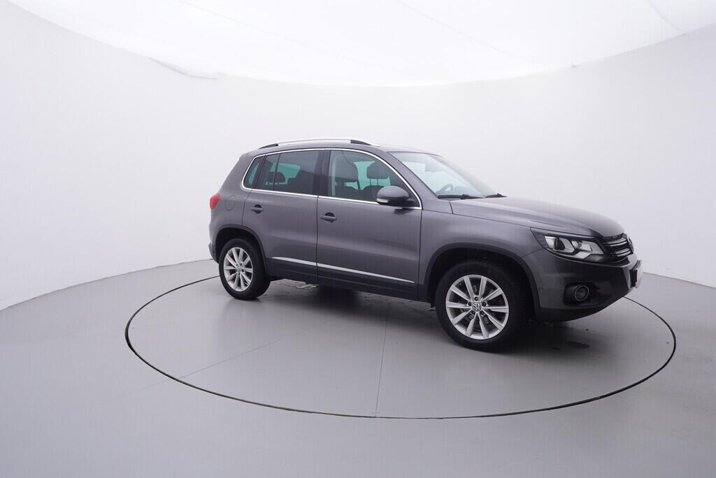 OV190V09696_16.webp_TIGUAN Highline 2.0 TDI 130 kW automat