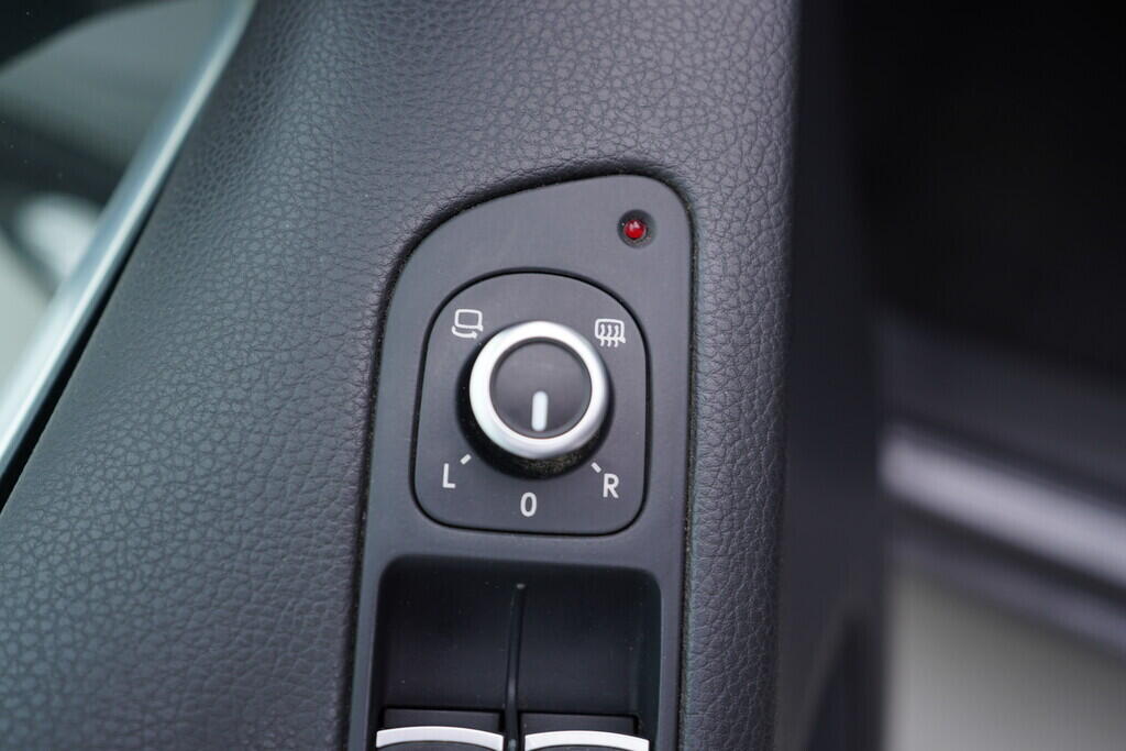 OV190V09696_21.webp_TIGUAN Highline 2.0 TDI 130 kW automat