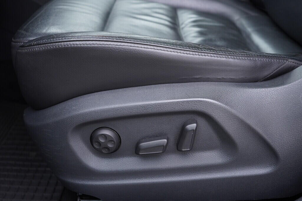 OV190V09696_24.webp_TIGUAN Highline 2.0 TDI 130 kW automat