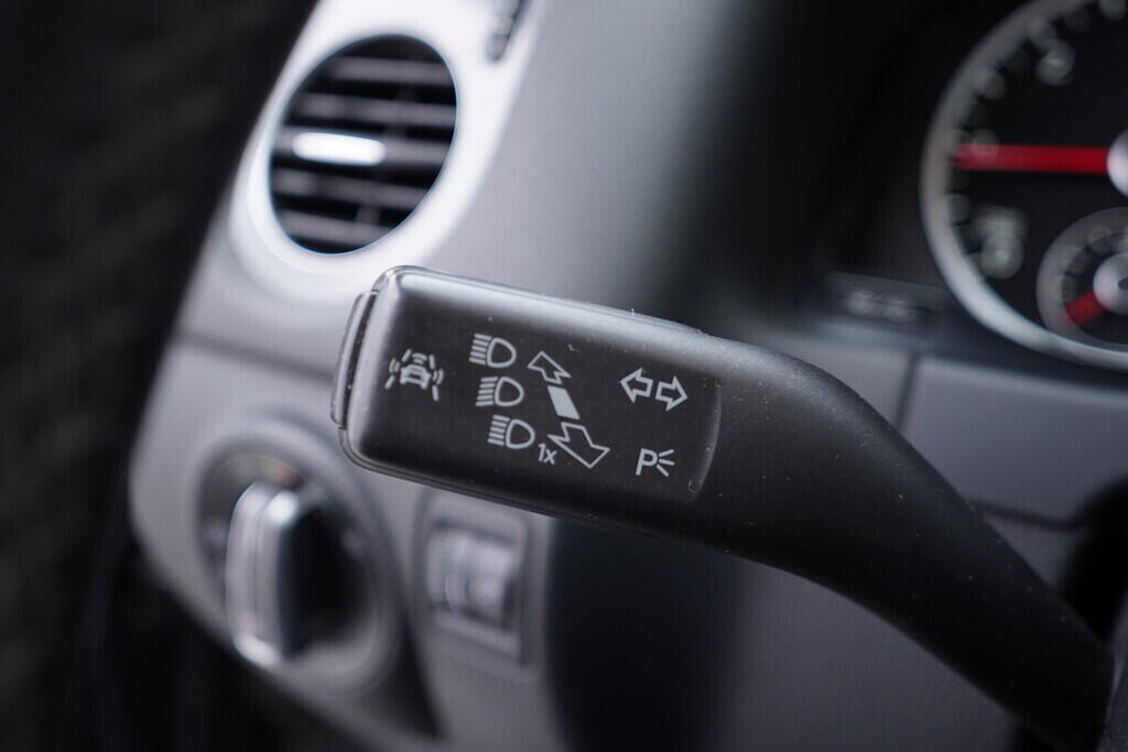 OV190V09696_27.webp_TIGUAN Highline 2.0 TDI 130 kW automat