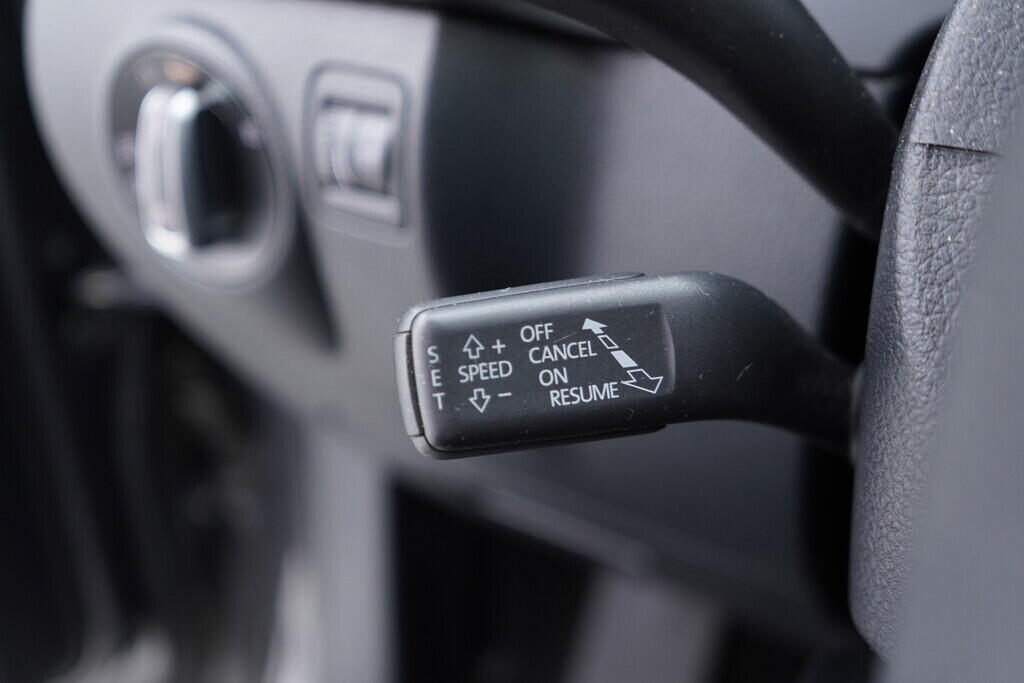 OV190V09696_28.webp_TIGUAN Highline 2.0 TDI 130 kW automat