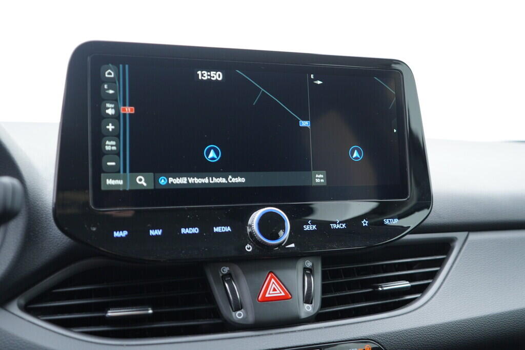 OV190V09699_30.webp_I30  1.0 T-GDi 74 kW manuál, DPH