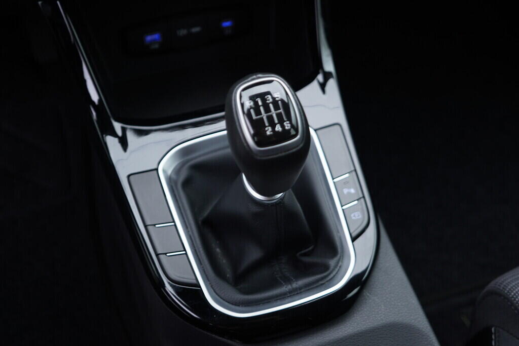 OV190V09699_34.webp_I30  1.0 T-GDi 74 kW manuál, DPH