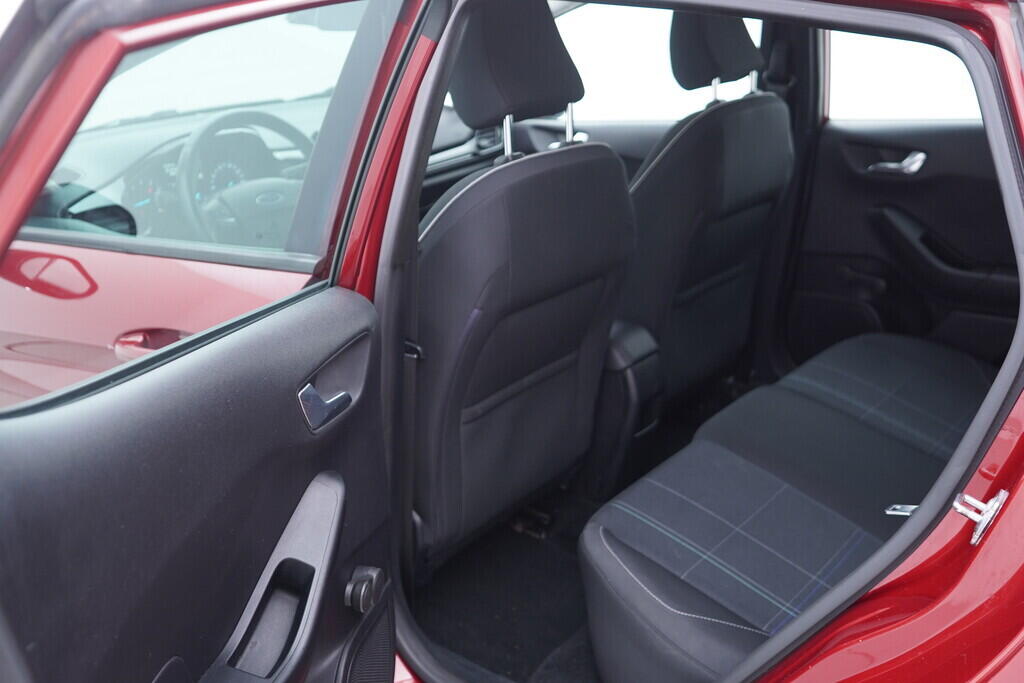 OV190V09700_31.webp_FIESTA Cool&Connect 1.1  63 kW manuál