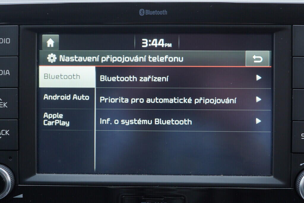 OV190V09701_29.webp_STONIC Spirit 1.0  88 kW manuál