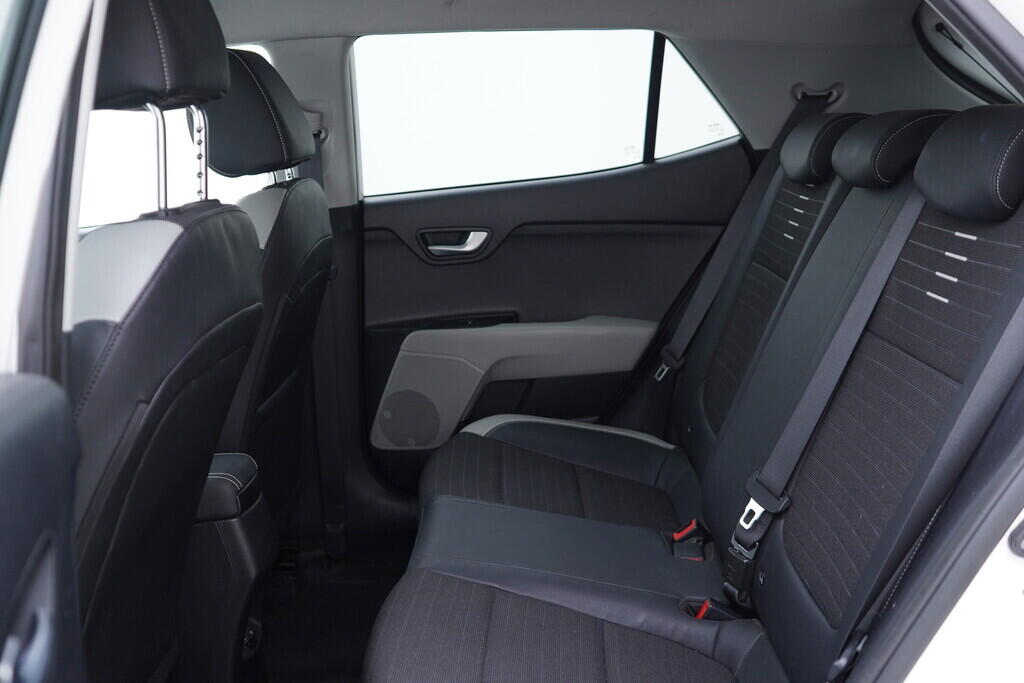 OV190V09701_34.webp_STONIC Spirit 1.0  88 kW manuál