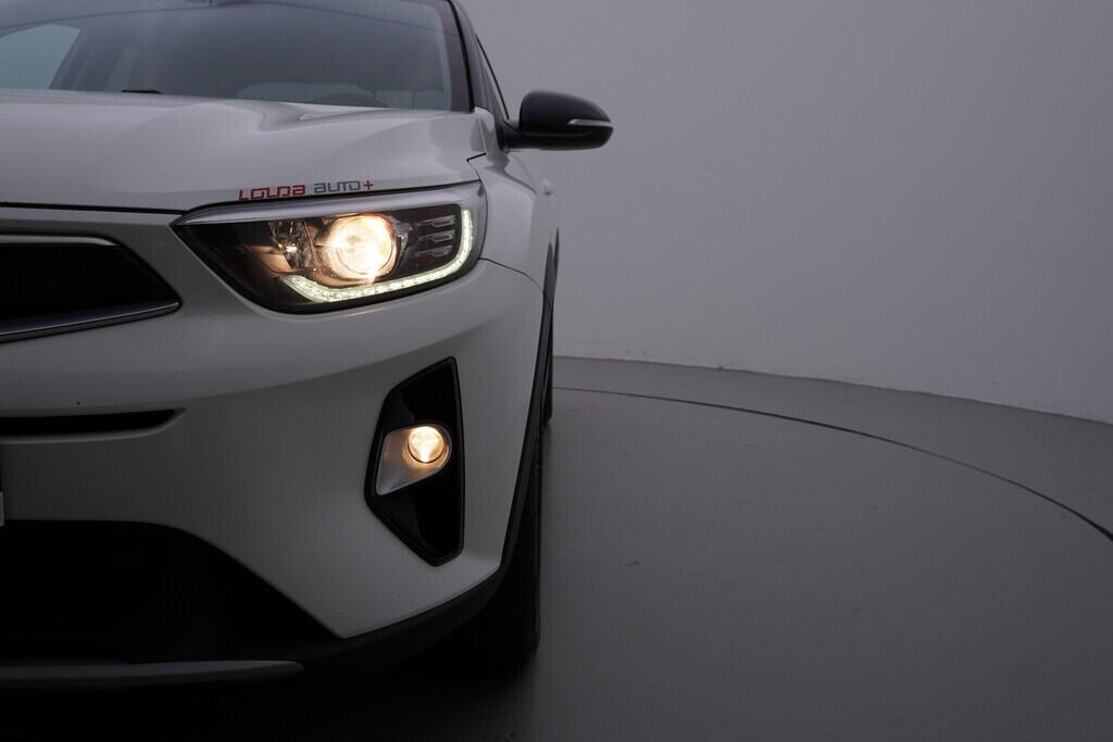 OV190V09701_37.webp_STONIC Spirit 1.0  88 kW manuál