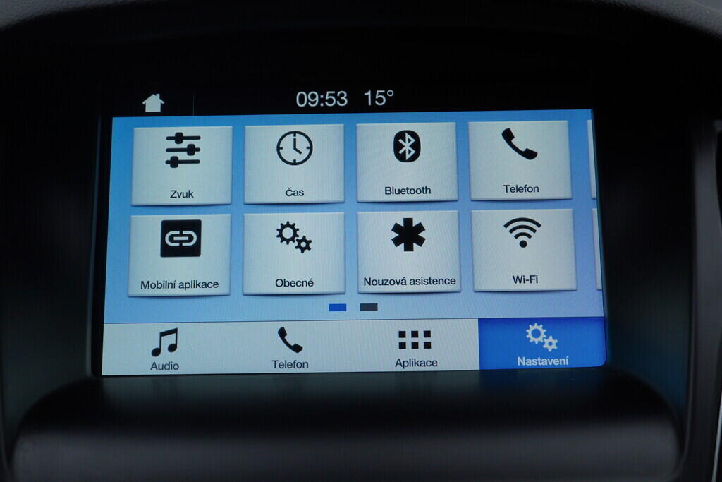 OV190V09702_28.webp_FOCUS Titanium 1.5  134 kW manuál