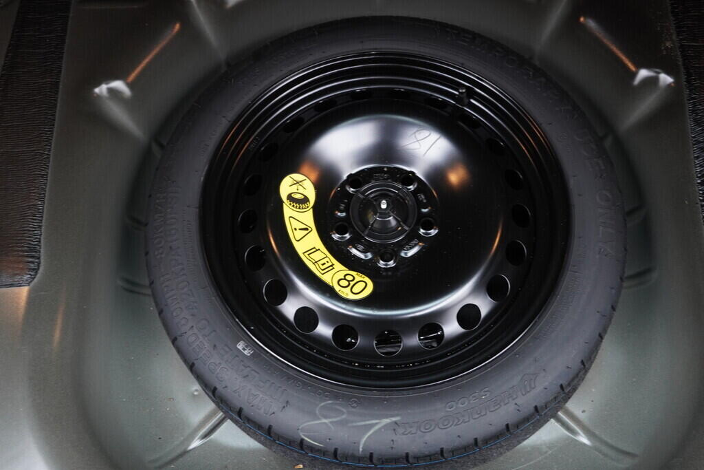 OV190V09702_36.webp_FOCUS Titanium 1.5  134 kW manuál