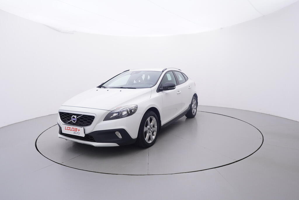 OV190V09703_10.webp_V40 Cross Country Business 2.0  88 kW manuál