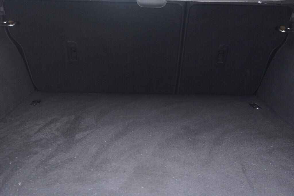 OV190V09704_34.webp_FOCUS Titanium 1.0  92 kW manuál