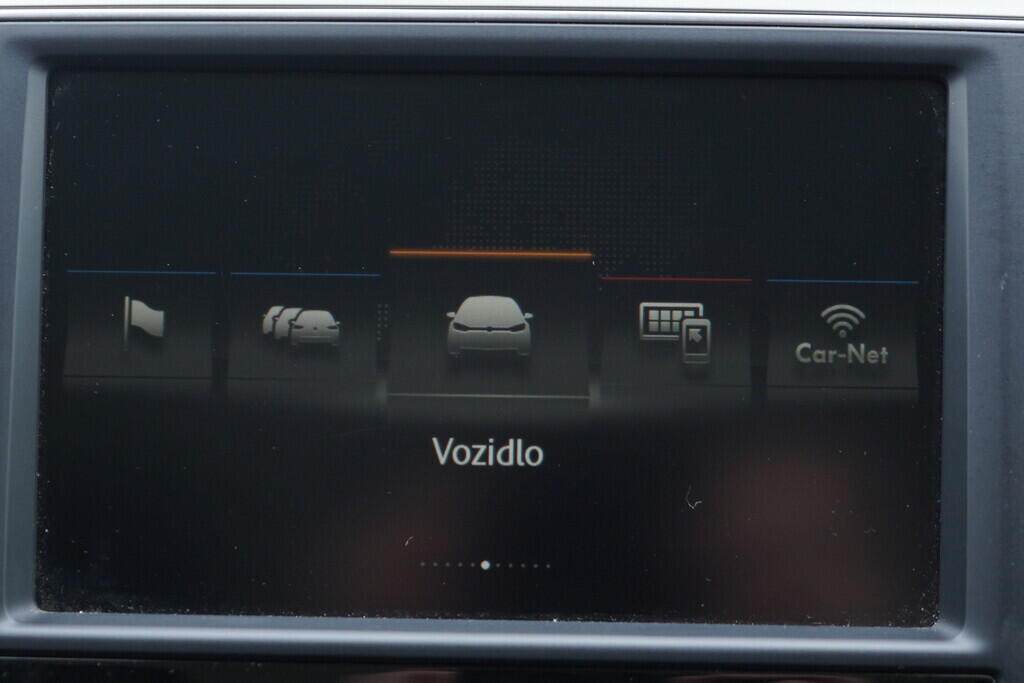 OV190V09705_28.webp_PASSAT VARIANT Comfortline 1.6 TDI 88 kW manuál