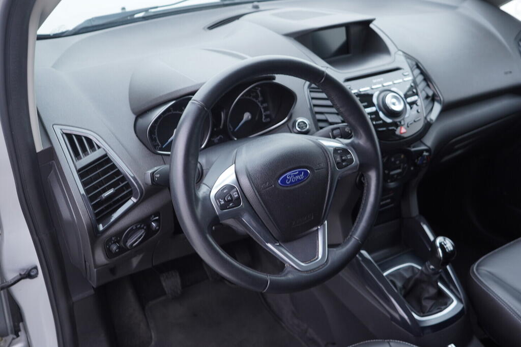 OV190V09709_22.webp_ECOSPORT Titanium 1.0  92 kW manuál