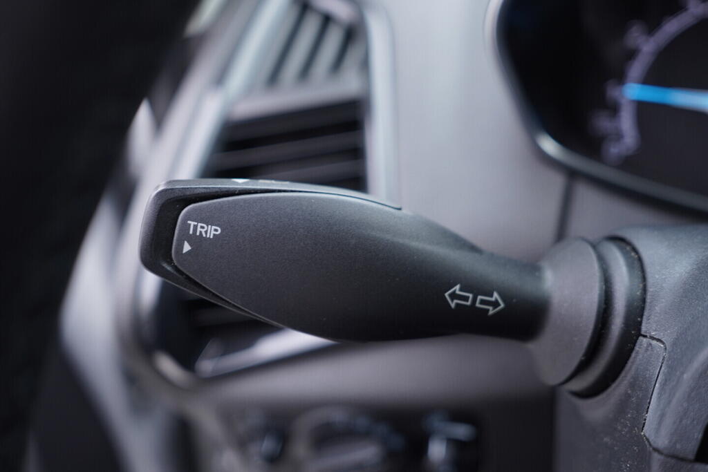 OV190V09709_24.webp_ECOSPORT Titanium 1.0  92 kW manuál