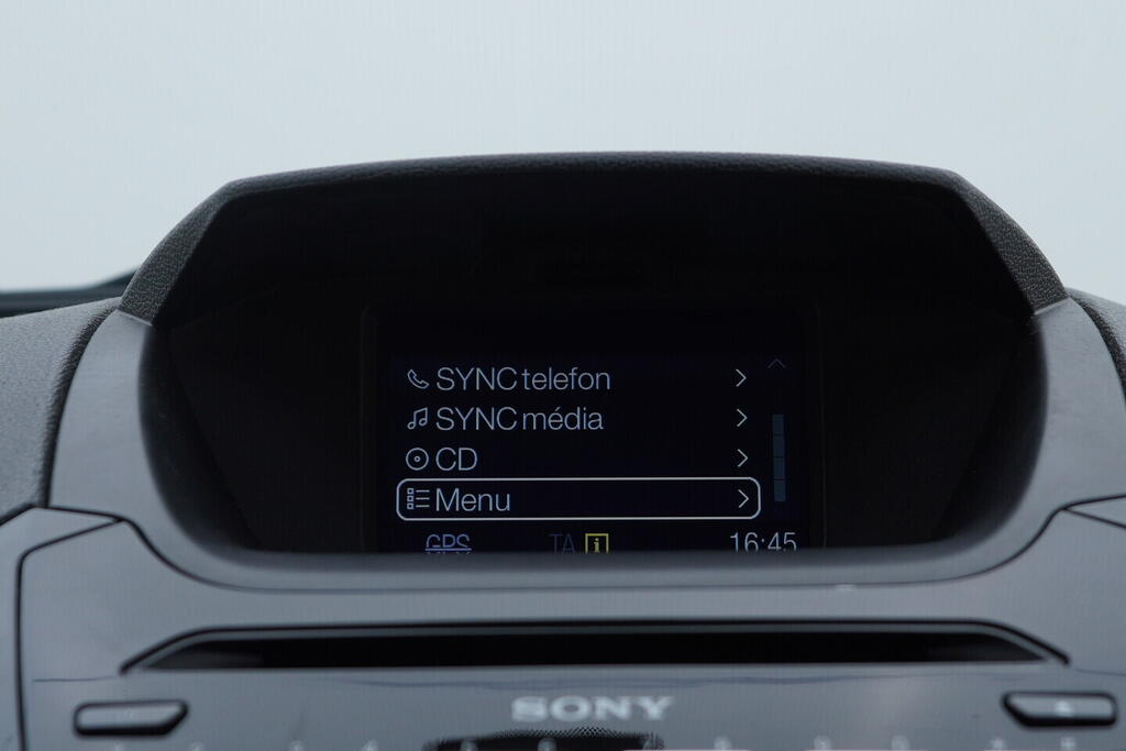 OV190V09709_28.webp_ECOSPORT Titanium 1.0  92 kW manuál