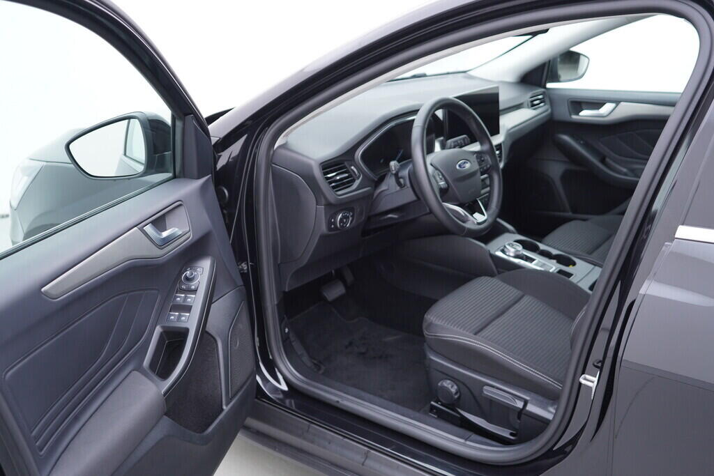 OV190V09710_18.webp_FOCUS Titanium 1.5 Y9DA 85 kW automat, DPH