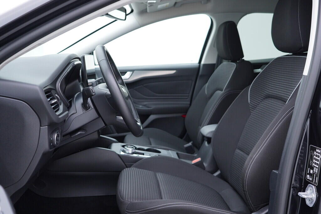 OV190V09710_22.webp_FOCUS Titanium 1.5 Y9DA 85 kW automat, DPH