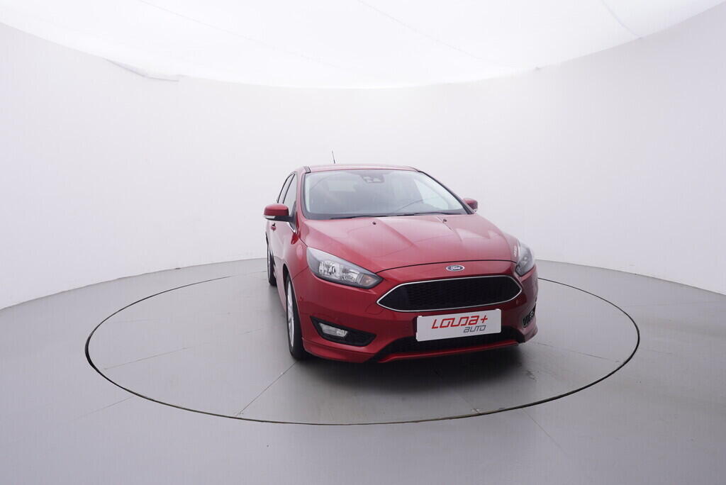OV190V09711_17.webp_FOCUS ST-line Titanium 1.5  110 kW manuál