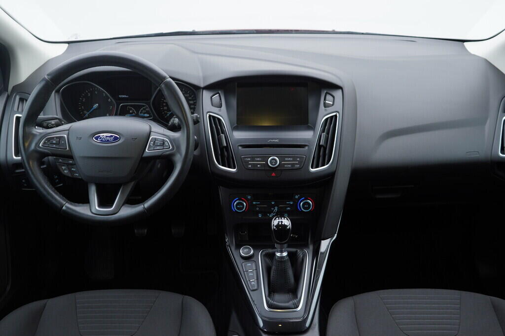 OV190V09711_24.webp_FOCUS ST-line Titanium 1.5  110 kW manuál