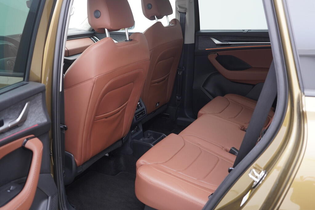 OV190V09724_26.webp_KODIAQ Selection 2.0 TDI 142 kW automat, DPH