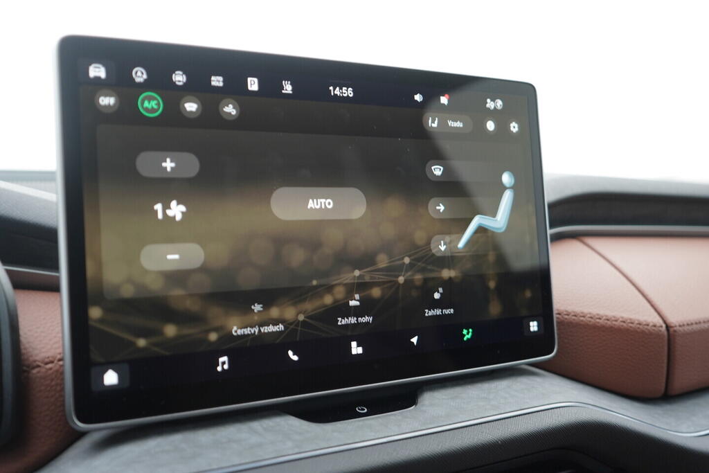 OV190V09724_39.webp_KODIAQ Selection 2.0 TDI 142 kW automat, DPH