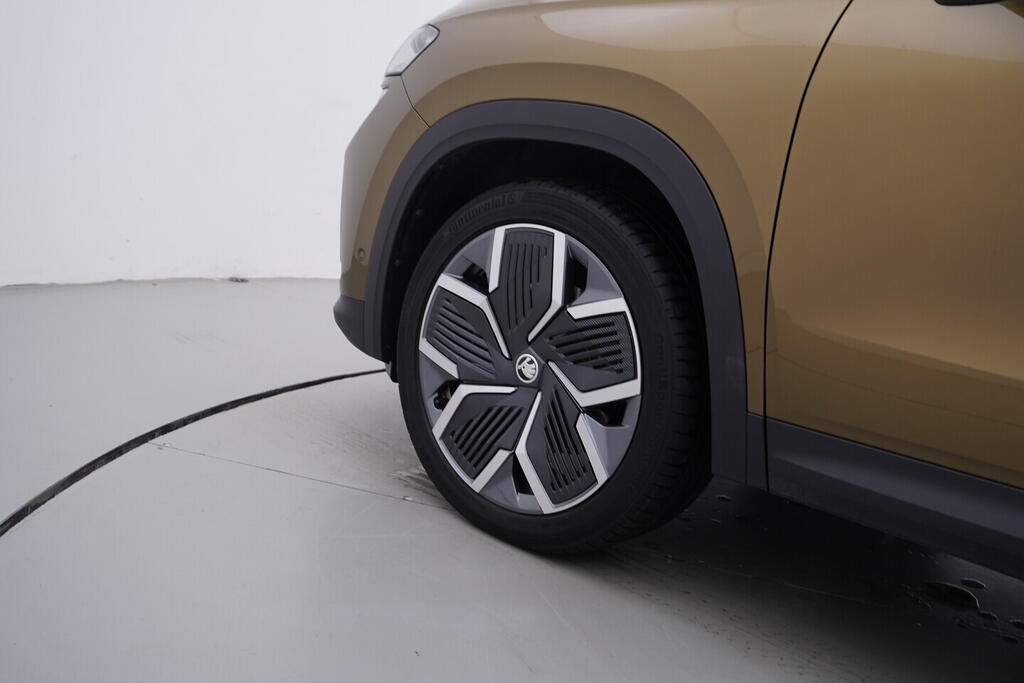 OV190V09724_49.webp_KODIAQ Selection 2.0 TDI 142 kW automat, DPH