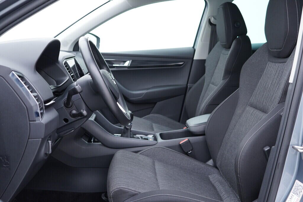 OV190V09725_22.webp_KAROQ Style 1.6 TDI 85 kW manuál, DPH