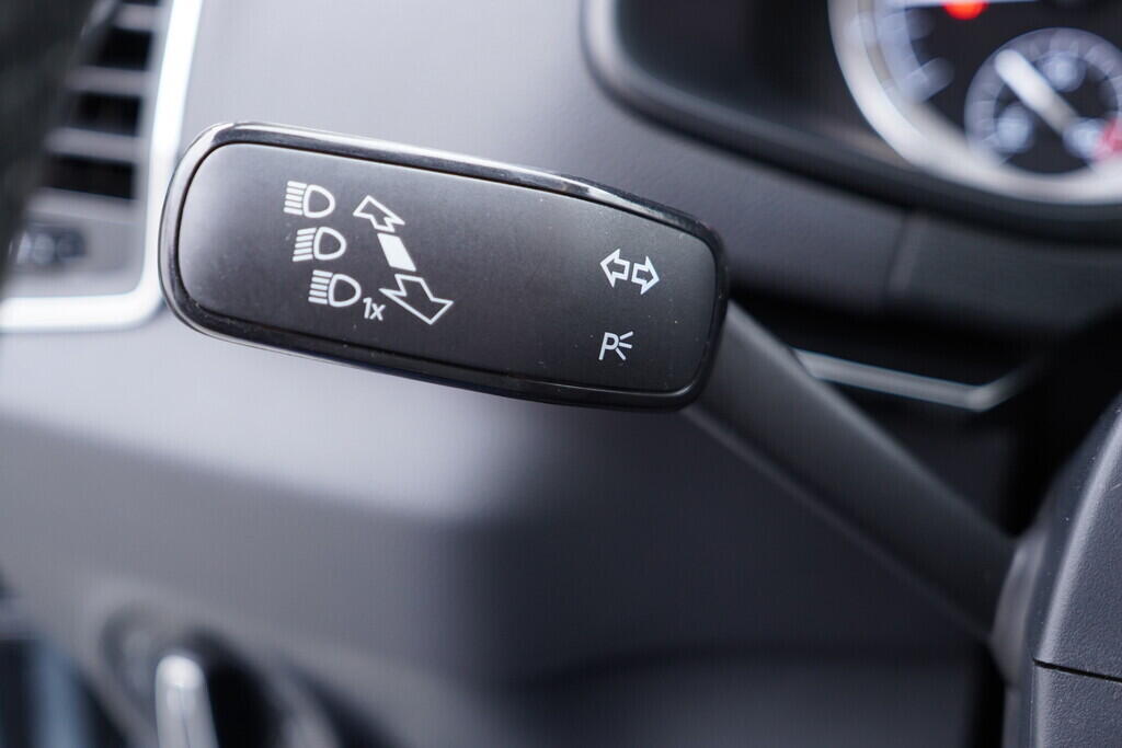 OV190V09725_23.webp_KAROQ Style 1.6 TDI 85 kW manuál, DPH