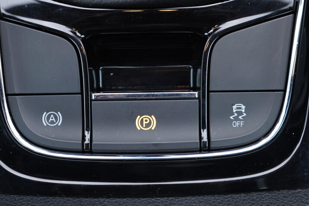 OV190V09725_35.webp_KAROQ Style 1.6 TDI 85 kW manuál, DPH