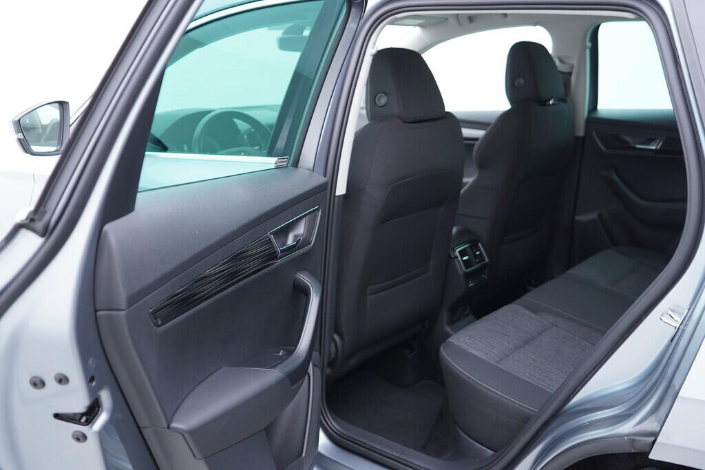 OV190V09725_36.webp_KAROQ Style 1.6 TDI 85 kW manuál, DPH