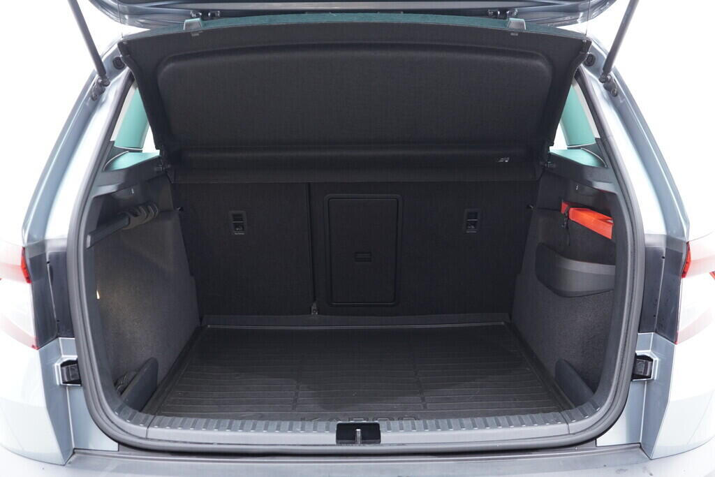 OV190V09725_39.webp_KAROQ Style 1.6 TDI 85 kW manuál, DPH