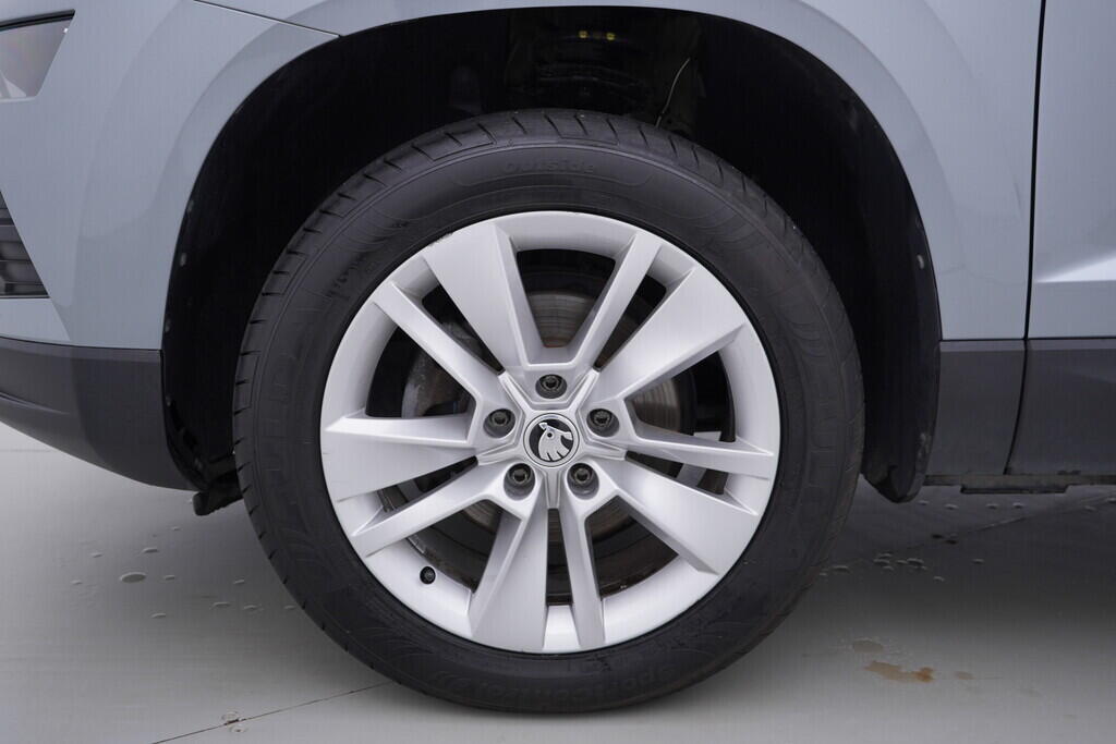 OV190V09725_42.webp_KAROQ Style 1.6 TDI 85 kW manuál, DPH