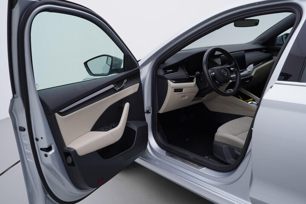 OV190V09726_18.webp_OCTAVIA Style 2.0 TDI 110 kW automat, DPH